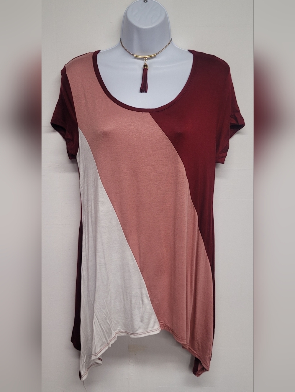 Beware XL Top Burgundy Slinky Strerch Flowy Colorblock Choker Necklace Vintage